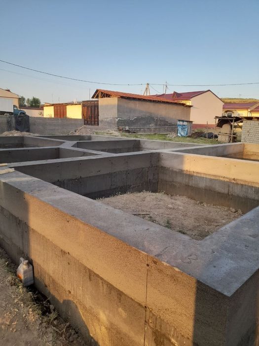Fundament quyosh xizmati, xat xil turdagi fundament, zina ishlari