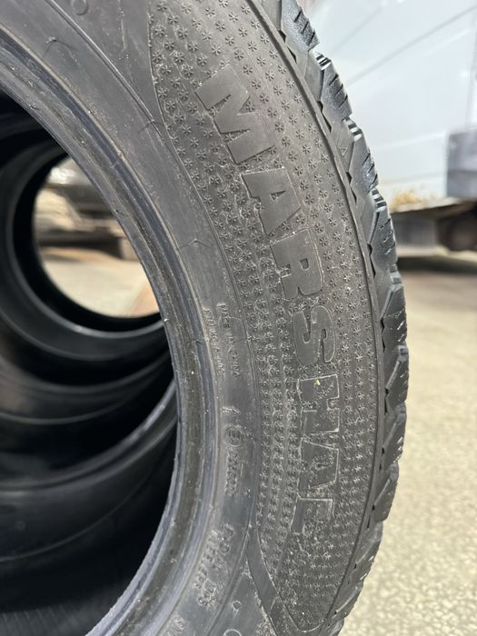 Продам комплект шин без дисков .