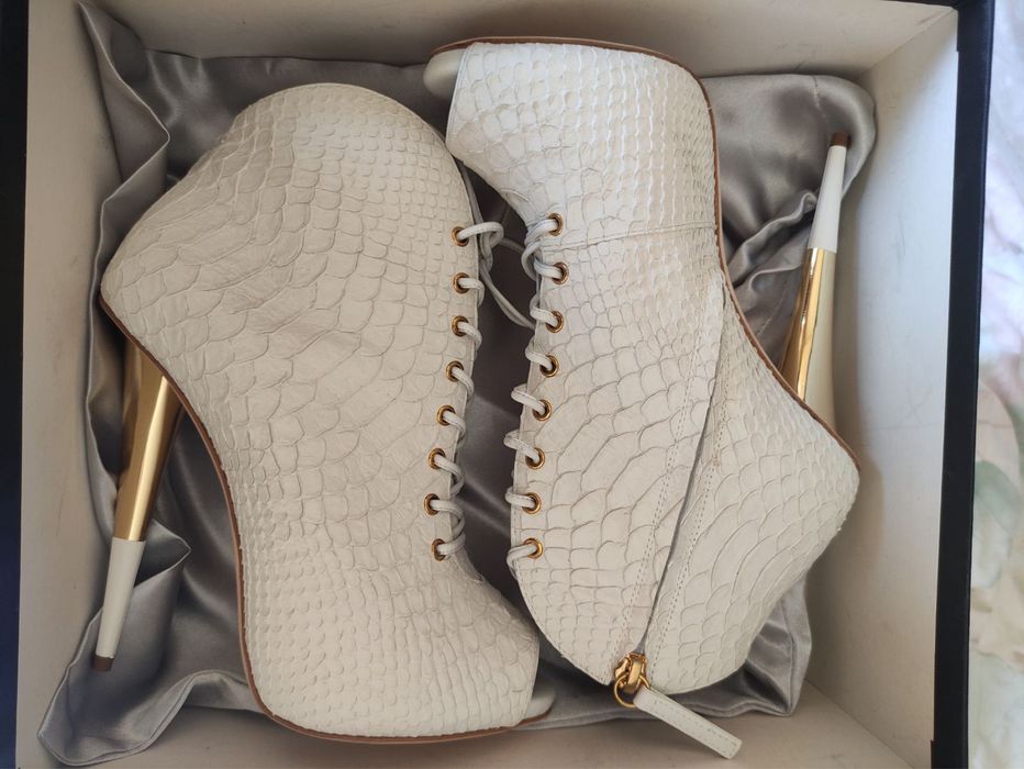 Giuseppe Zanotti 37