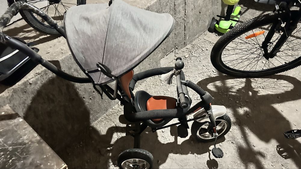 Продается детские вещи