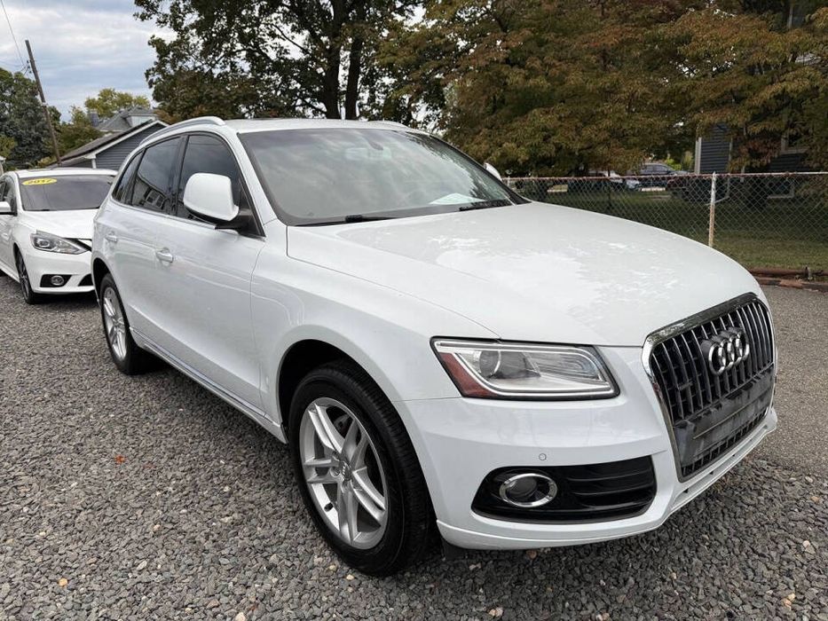 Ауди Q5  quattro
