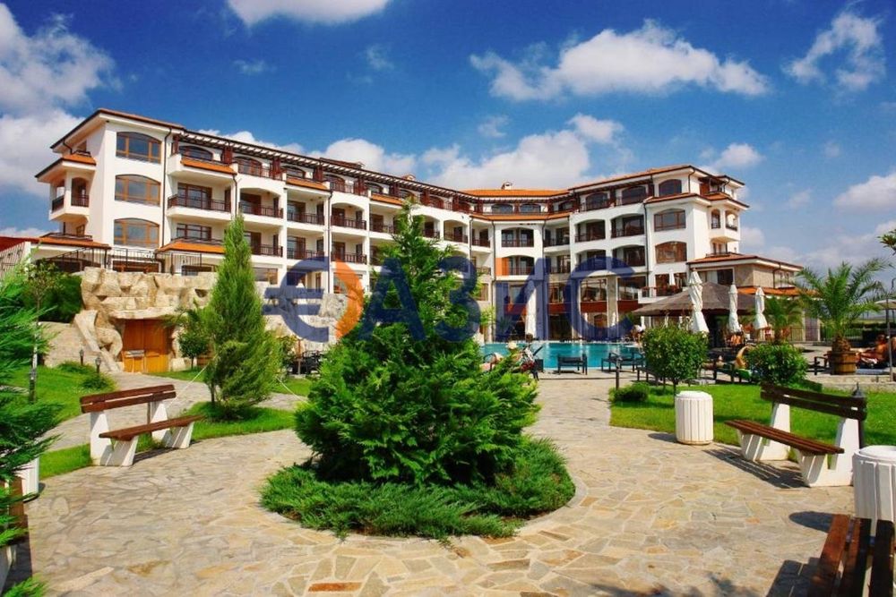 Продава се Двустаен апартамент в Ахелой - 55 кв.м за 973 €/кв.м - Снимка #13