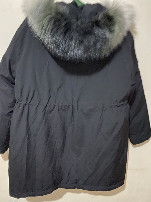 Срочно  новую  куртку  продам .