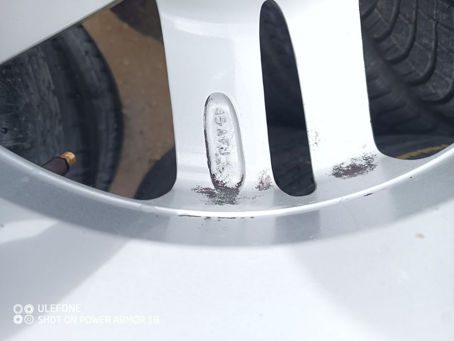 Toyota Yaris, Subaru Trezia 16 цола