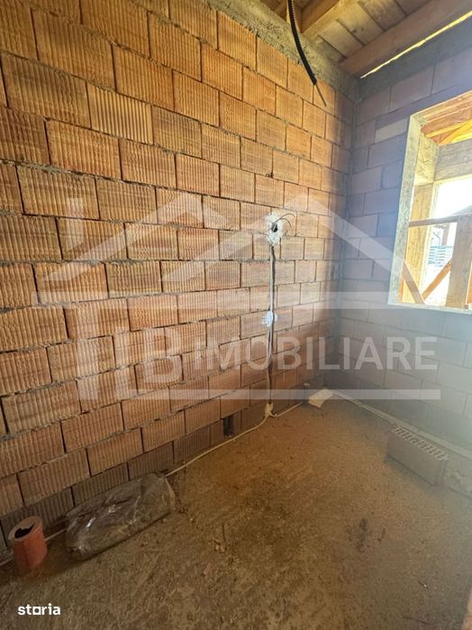Casa cu 4 camere, 122 mp utili, Zona Livezeni
