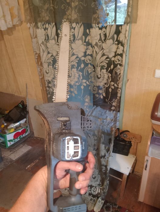 Продам акумуляторны сучкорез