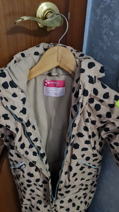 Продам детский комбинезон для девочки