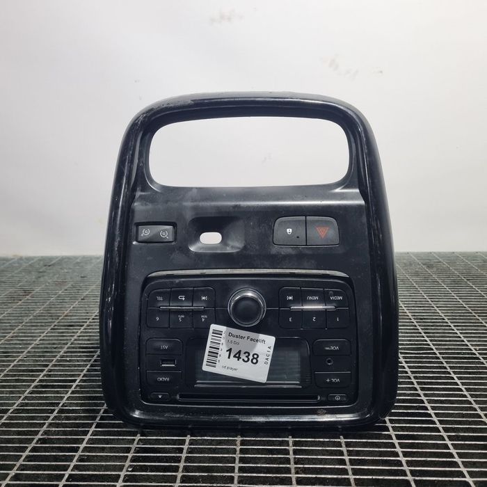 Cd player Dacia Duster Facelift 2014 - 2017 (1438) 281153889R