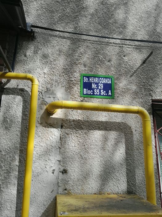 Închiriez garsoniera situata in cartierul Nord