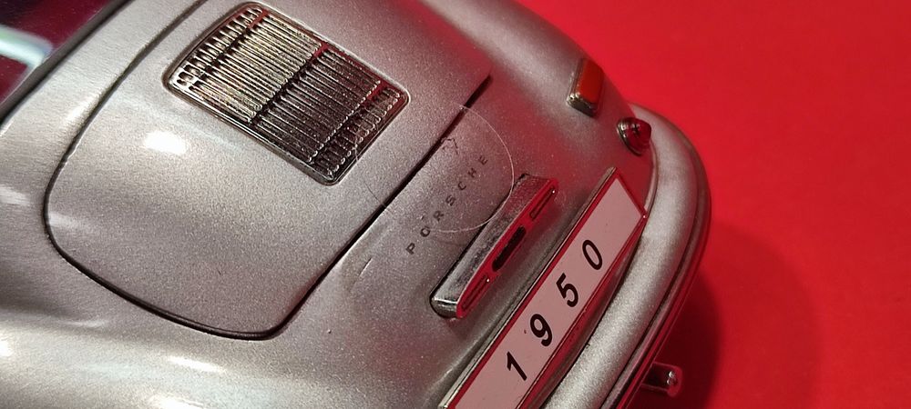1:18 Porsche 356 coupe