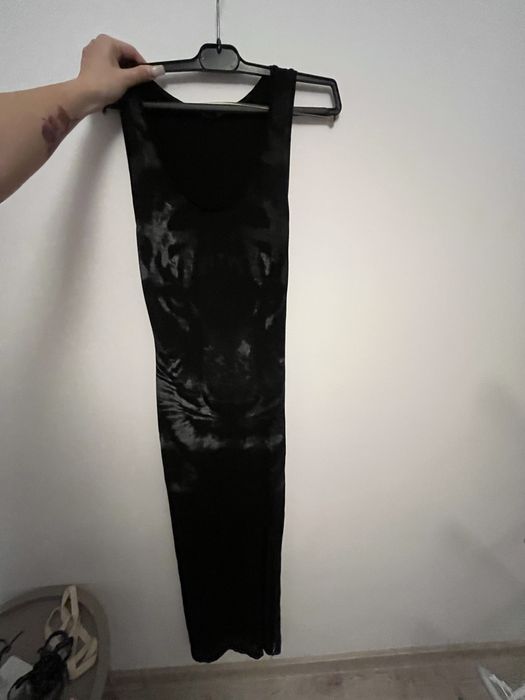 Плажна дълга черна рокря.