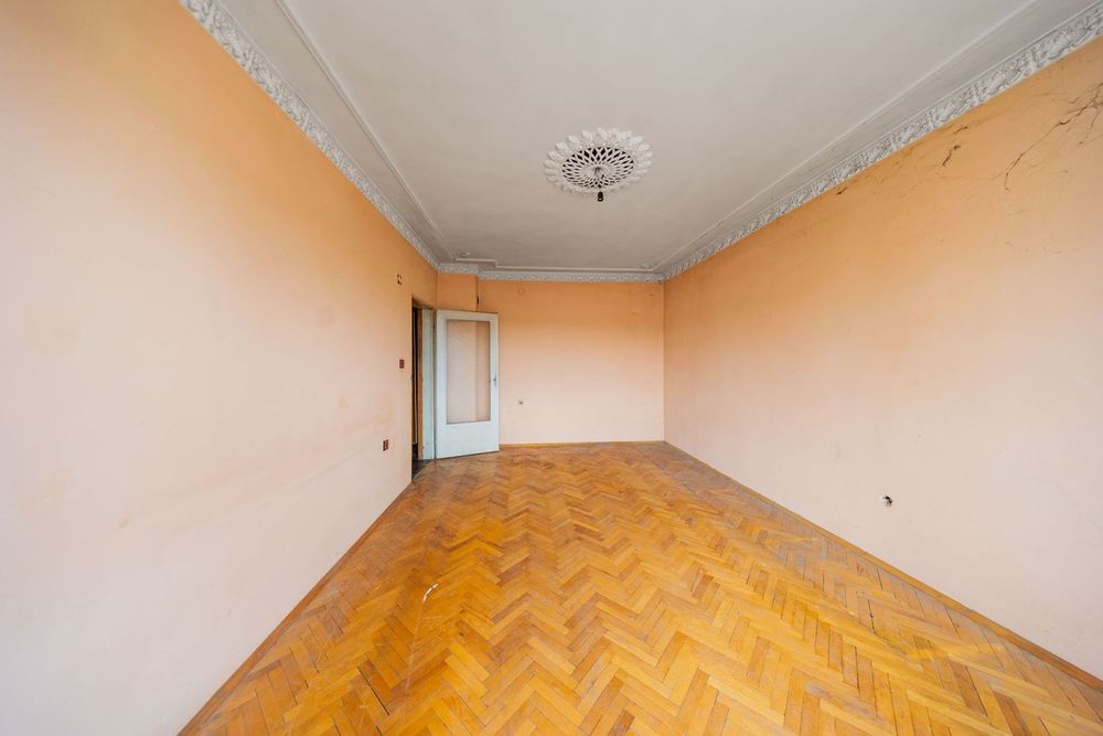 3-стаен в Плевен-9-ти квартал площ 66 цена 109000