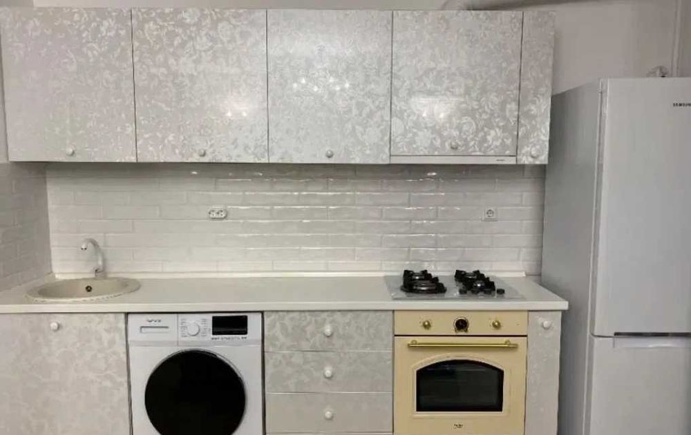 Дава се под наем Двустаен апартамент в Пловдив, Южен - 65 кв.м за 234.6 € - Снимка #4