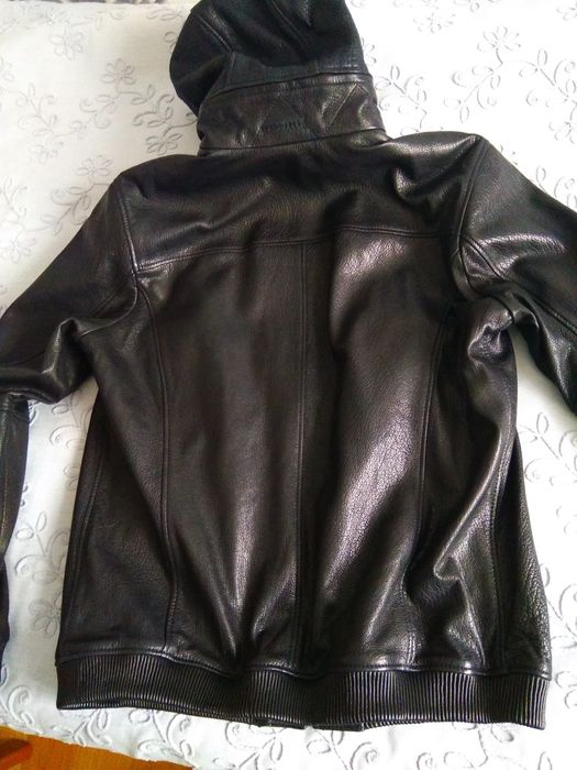 Кожаная мужская куртка