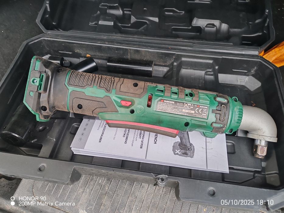 Ударен гайковерт