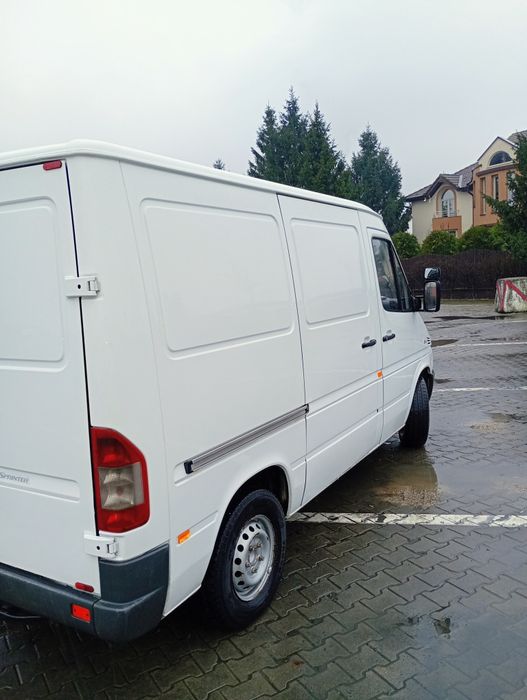 Vând Mercedes sprinter 211 CDI