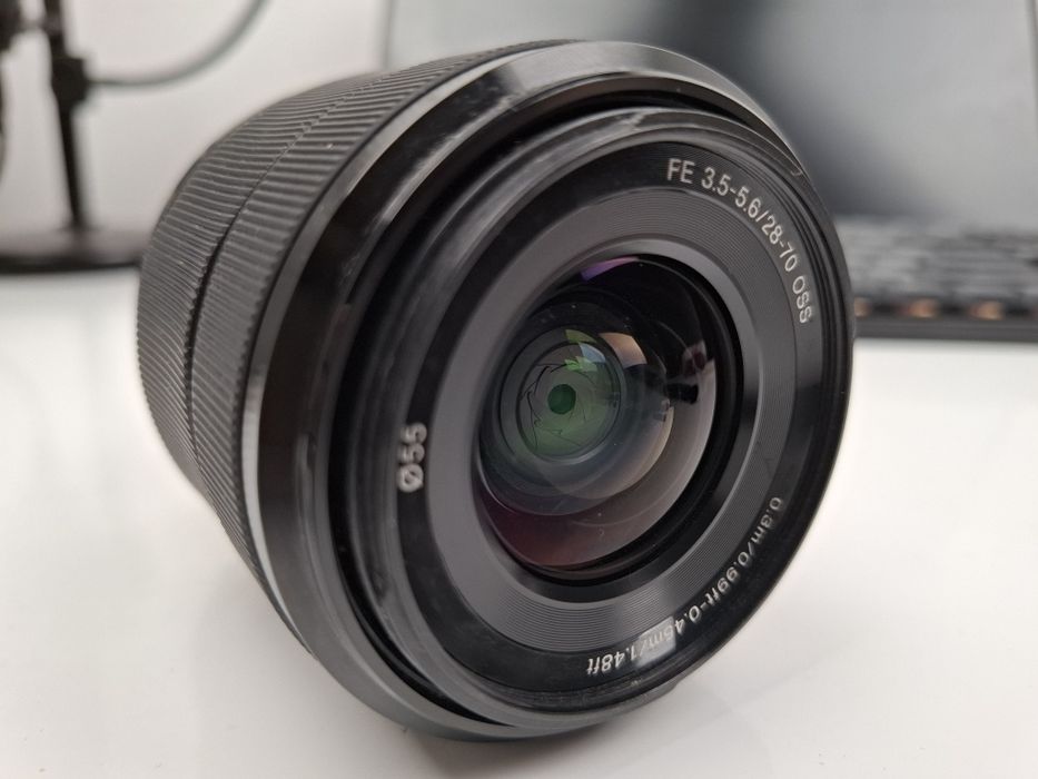 Obiectiv Zoom Sony 28-70mm f3.5-5.6