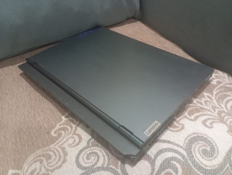 Игровой ноутбукLenovo legion