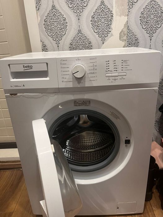 Продам стиральную машинку