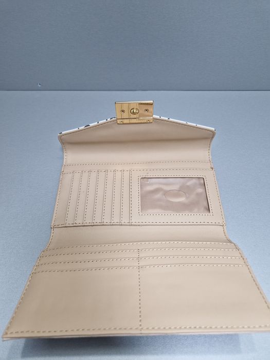 GUESS Оригинално портмоне