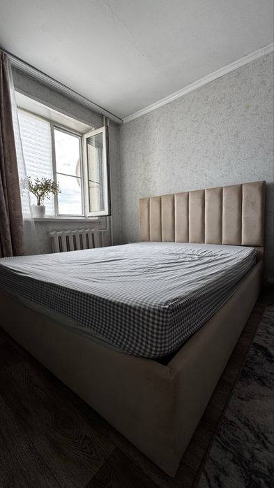Кровать двухспальная