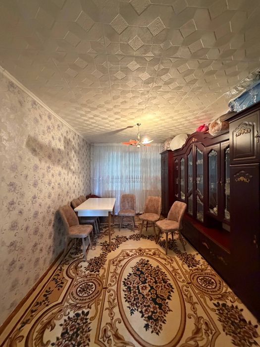 Продаётся  2х ком квартира 2 этаж