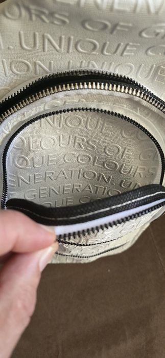 Раница и Спортна чанта-BENETTON.