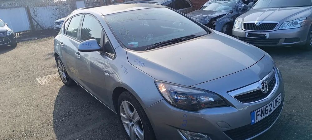 Dezmembrari / Dezmembrez Vauxhall Astra J [Fabr 2009-2015] 1.4 Benz A14XER cutie viteze manuala cod culoare GEV