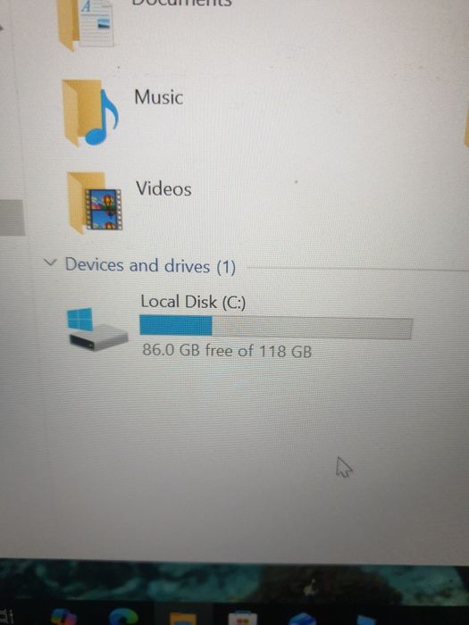 Laptop lenovo think pad l480,i3 a8a gen,8gb ram
