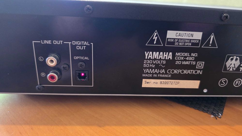 CDPlayer Yamaha CDX-490