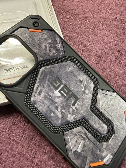 Carcasa UAG Iphone 16 pro max noua new
