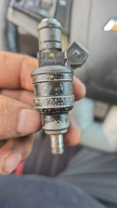 Пасат б5 форсунка  за 20000