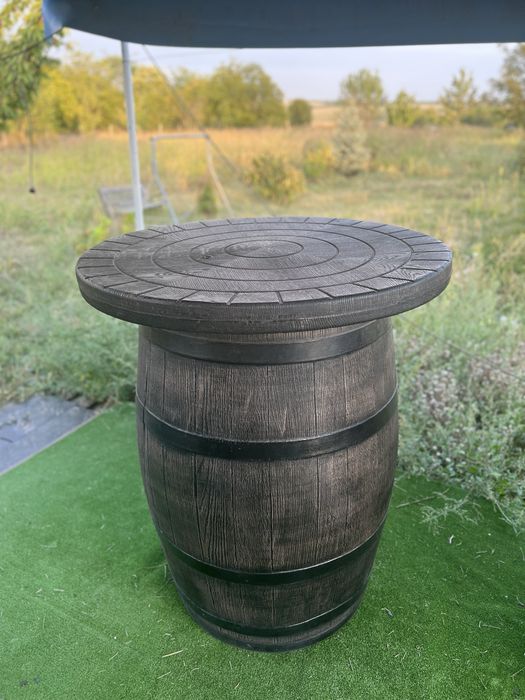 Маса във формата на буре, щъркел, бъчва, градинска маса
