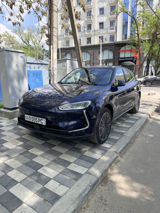 Seres M5/Sf5 Ev 520km dual motor  4.4 sec AWD