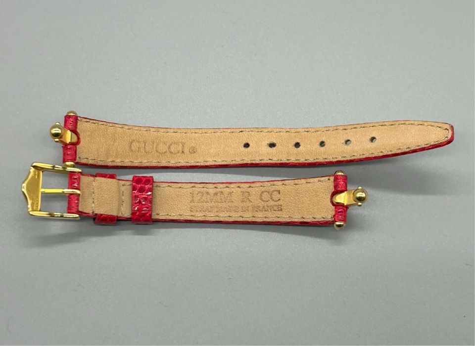 В наличии! Часы Gucci оригинал винтаж