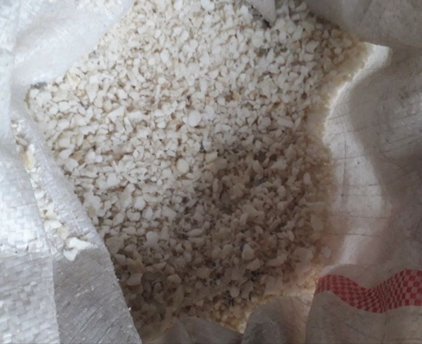 Spuma poliuretanica macinată!!