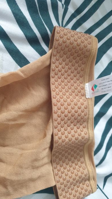 Продам компрессионные чулки с мыском