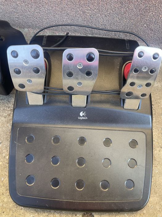 Volan Logitech G25