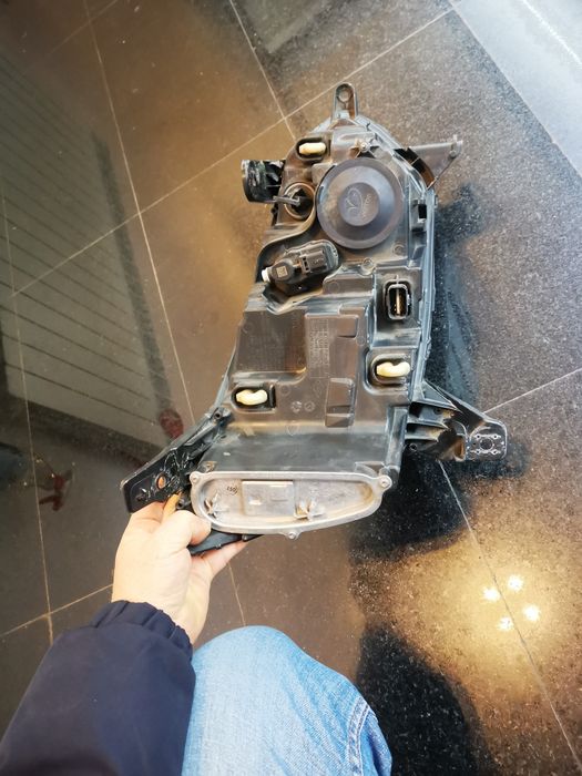 Far stânga dacia Logan 3 sandero 3 jogger