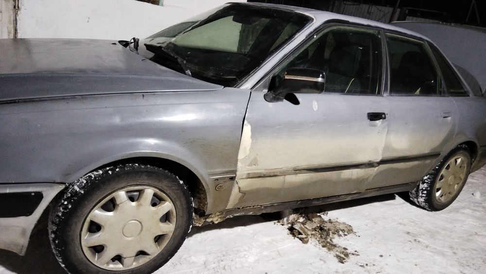 Продам ауди б 4 отл состояние