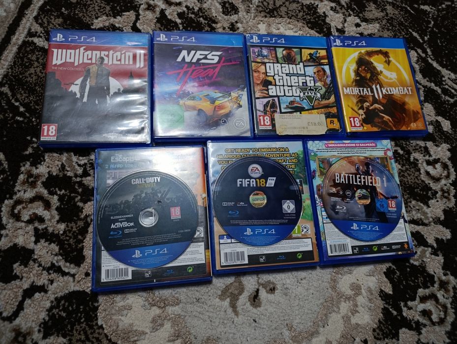 Vând schimb Jocuri pS4