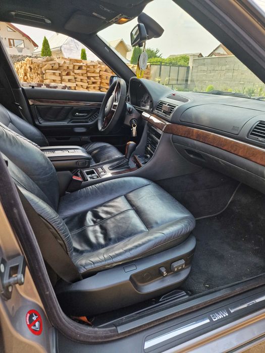 Se vinde BMW 730d 1999