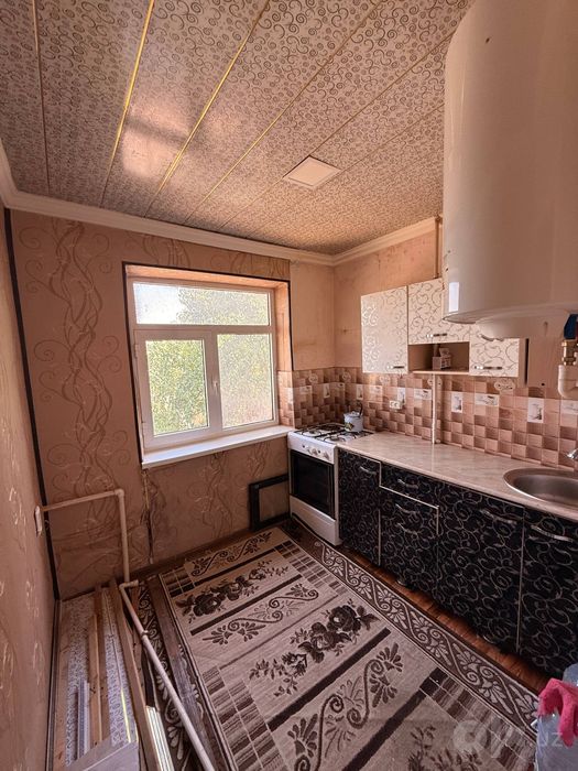 Qarshi sh., Paxtakor m/t — 2 xonali shinam uy sotiladi (59 m²)