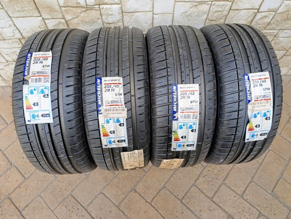 Летни гуми Michelin 205/45/16 Pilot sport 4S