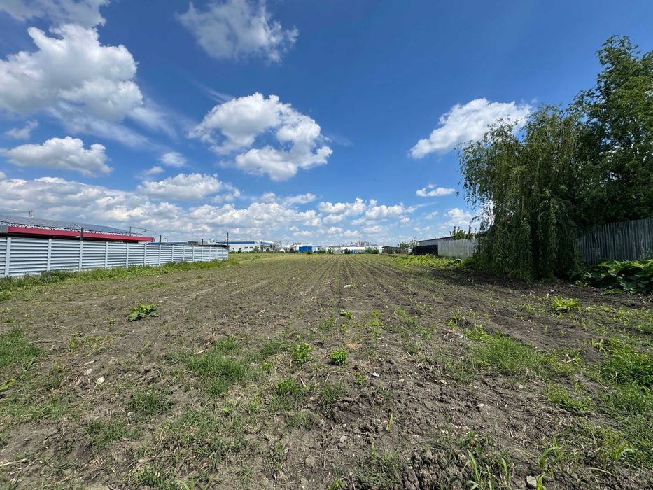 Teren Intravilan Urlati