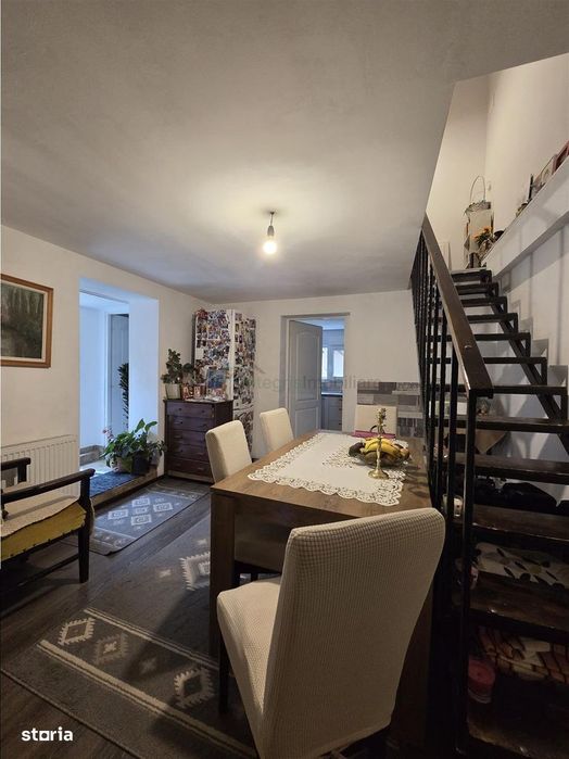 Integris Casa cu 5 camere,curte individuala,Str Gradinarilor,Oradea