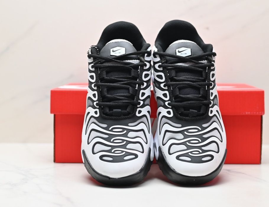 Nike air max drift plus white black 44 найк Еър макс маратонки