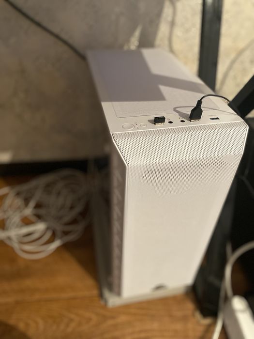 Продам компьютер игровой комплект