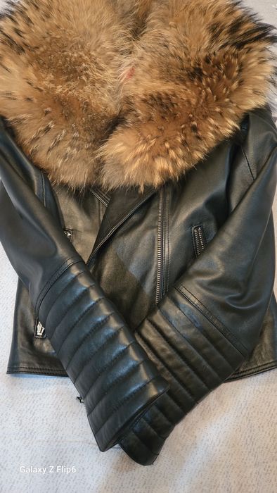 Кожено яке с естествена яка