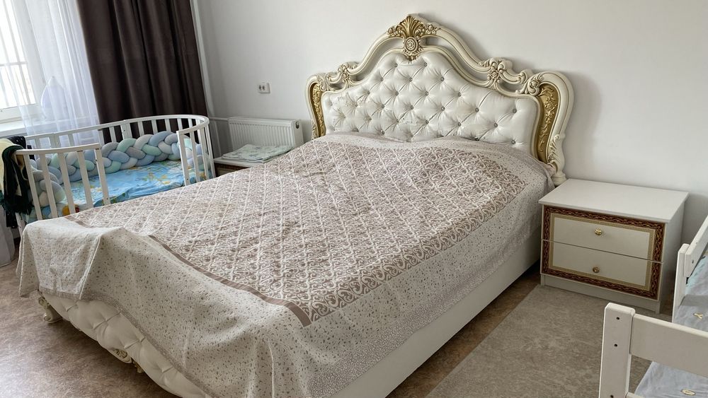 Спальный гарнитур в хорошем состянии